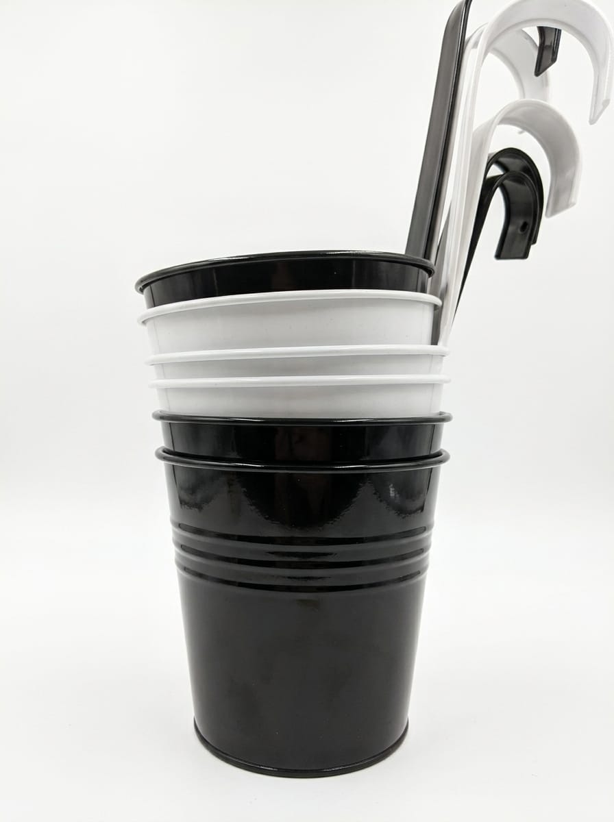 Black And White Hanging Flowerpot